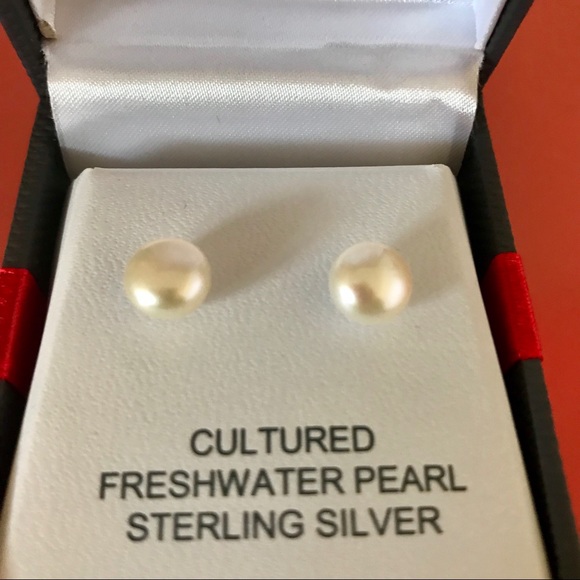 NWT freshwater pearls GREAT GIFT - Picture 2 of 3